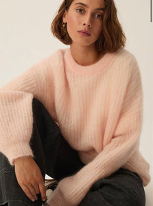 PULLOVER