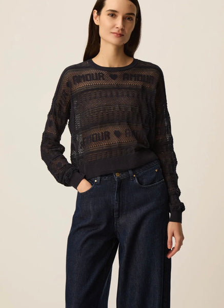 PULLOVER
