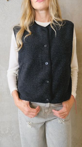 GILET