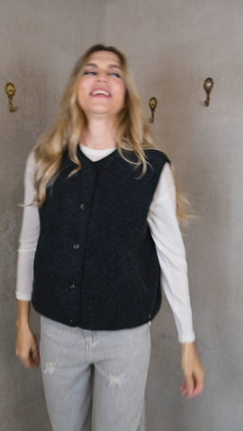 GILET